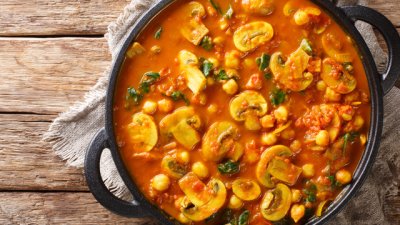 Супа с нахут и гъби