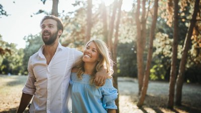 Да се срещаш с човек от твоята зодия може да е доста трудно