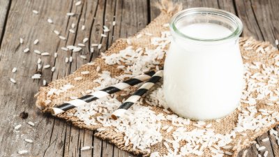 Как да си приготвите у дома веган мляко?