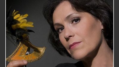 Росица Борджиева с концерт в зала „България“