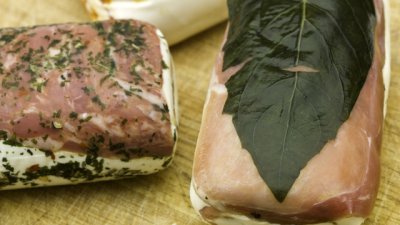 Руло с колбас и крема сирене