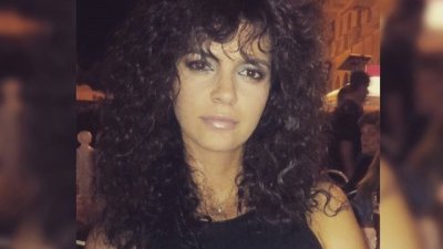 Ива Софиянска-Божкова показа секси коремче 