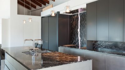 Ефект на мрамор в кухнята