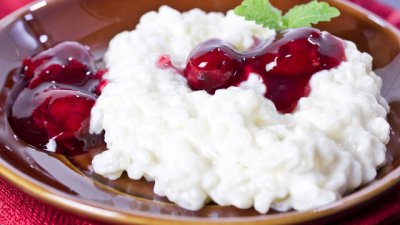 Сладък ориз с череши и кленов сироп 