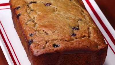 Бананов кекс с боровинки