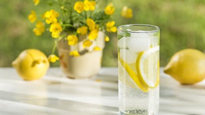 Пийте вода с лимон, ако имате следните проблеми