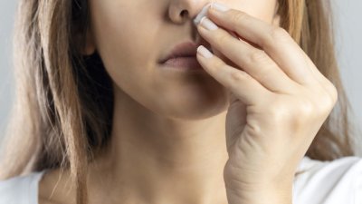 Трикове за спиране на кървенето от носа 