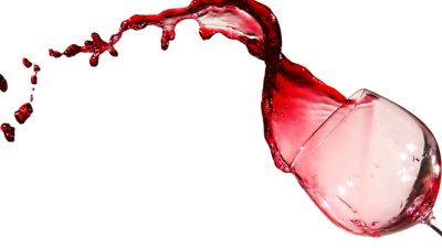 Маски с червено вино за красива и млада кожа