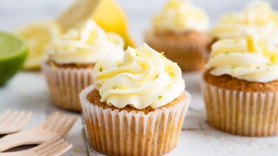 Лимонови мъфини с бял шоколад 