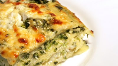 Лазаня с рикота, шунка и спанак 