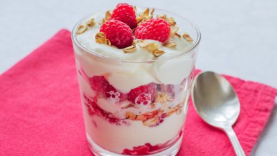 Шотландски кранахан с малини