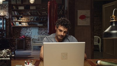 „Вездесъщият“ или как животът се превърна в риалити шоу