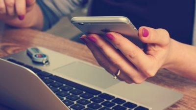 Какво никога да не пишем в профила си за запознанства? 