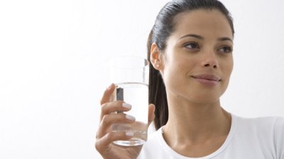 Притча за тежката чаша