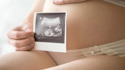 Университетска болница Йедитепе прилага инвитро оплождането с микрочип