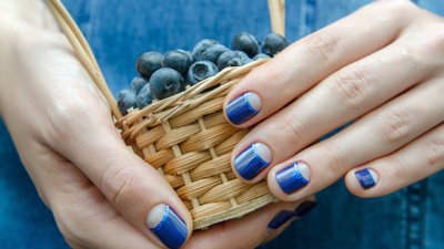 13 идеи за двуцветни маникюри