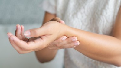 Какво показват линиите на китките?