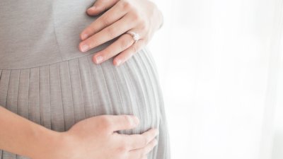 Аномалията повишено количество на околоплодните води 