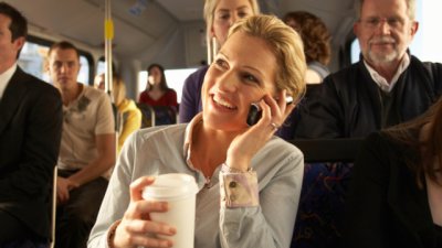 Как да ограничите радиацията от мобилния телефон?