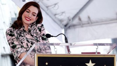 Ан Хатауей е бременна с второ дете 