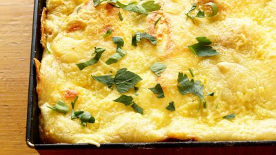 Лятна рецепта с малко калории: Яйца Бенедикт в касерола