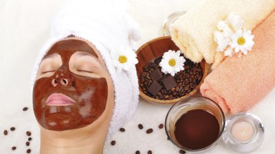 Маска с кафе и какао спира времето