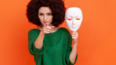 5 признака, че имате токсична връзка със себе си