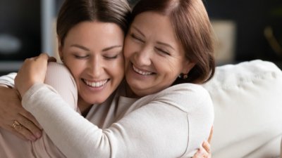 4 причини прегръдките да подобряват здравето и психиката 