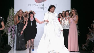  Филип Киркоров дефилира в сватбена рокля