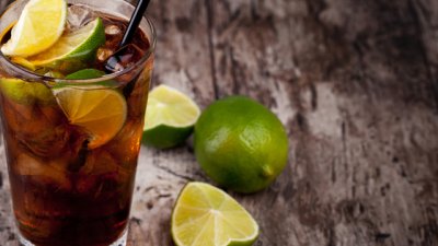 Знаете ли, че... Куба либре за първи път е приготвен през 1900 година?