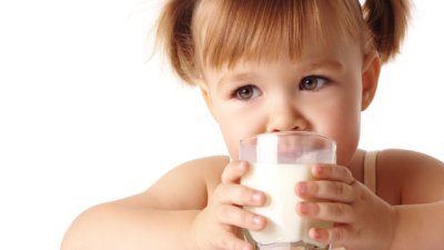 4 признака, че детето има млечна непоносимост