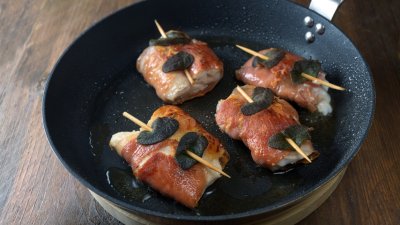 Пилешка салтимбока с прошуто