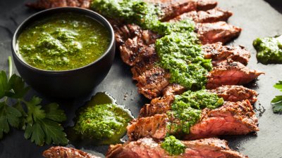 Магданозен сос с чесън