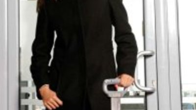 Юлияна Дончева засне есенно-зимна фото сесия