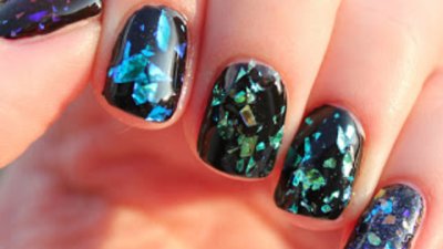 Как маникюрът да се превърне в бижу?