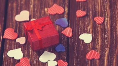 Печелившите в конкурса „Красиви мисли за любовта“