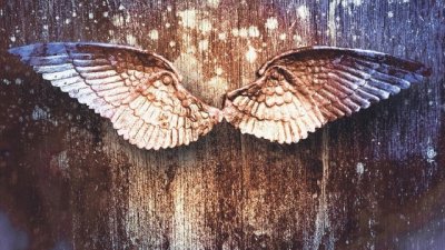 Едно момиче срещу ангелите на Апокалипсиса