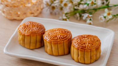 Китайски лунен кейк – сладкишът, който носи късмет