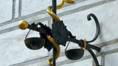 Година на Змията: здраве, щастие и пари