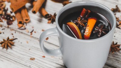 Коледен глювайн (греяно вино)