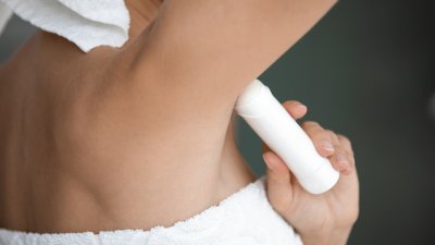 Съставки в дезодорантите, които могат да са опасни 