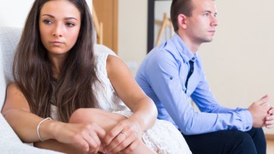 Признаци, че давате повече във връзката, отколкото получавате