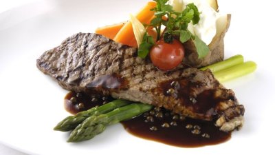 Пролетно с аспержи в ресторант „Сезони“  