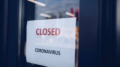Затварят детските градини, училища, заведения, молове и театри за 10 дни