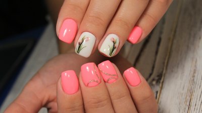 Забележителни акценти в маникюра