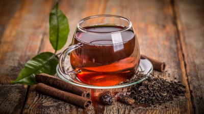 Пийте черен чай за здрави кости и по-малко стрес