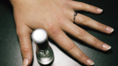 Гризане на нокти – как да спрем