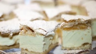 Кекс с полски крем и хрупкава коричка 