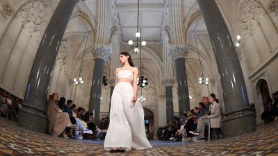 Бяла пола за лятото – как да я носим (+Снимки)