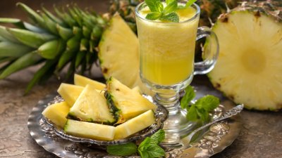 Хапвайте ананас за млада кожа, здраво сърце и плосък корем